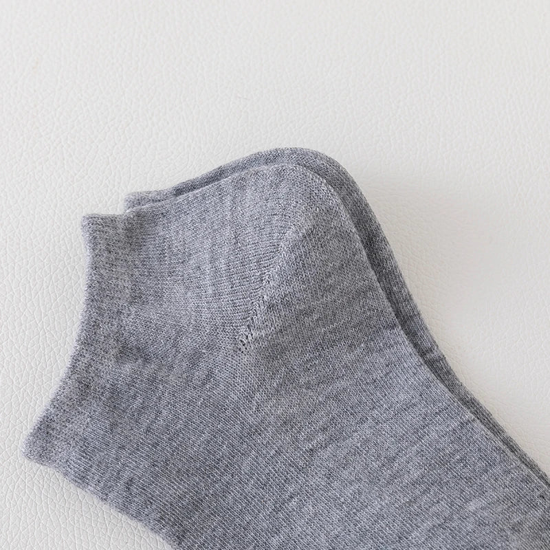 10 Pairs of Women's/men's Boat Socks. - Derslash