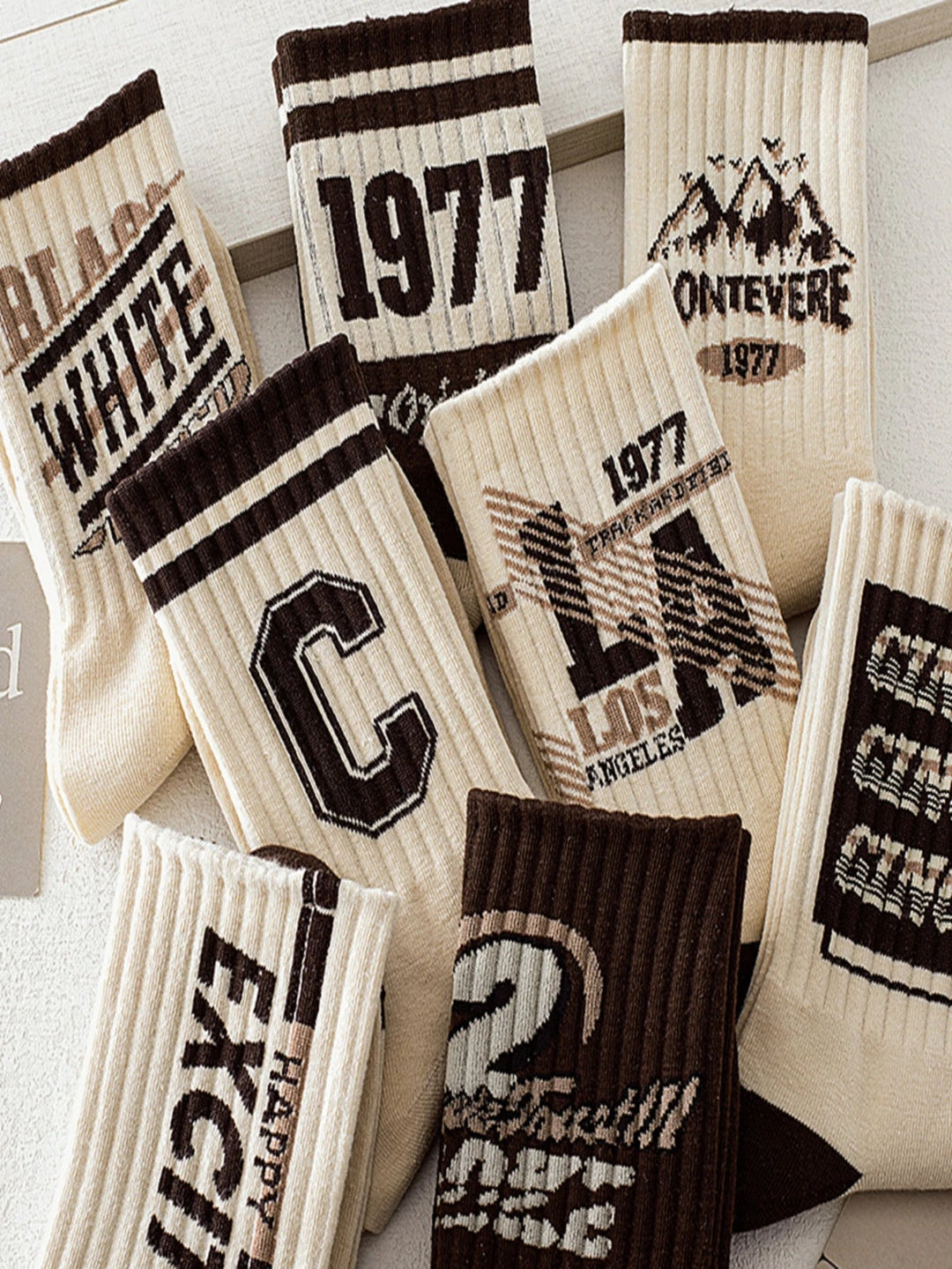 8 pairs of Men American graffiti Socks - Derslash
