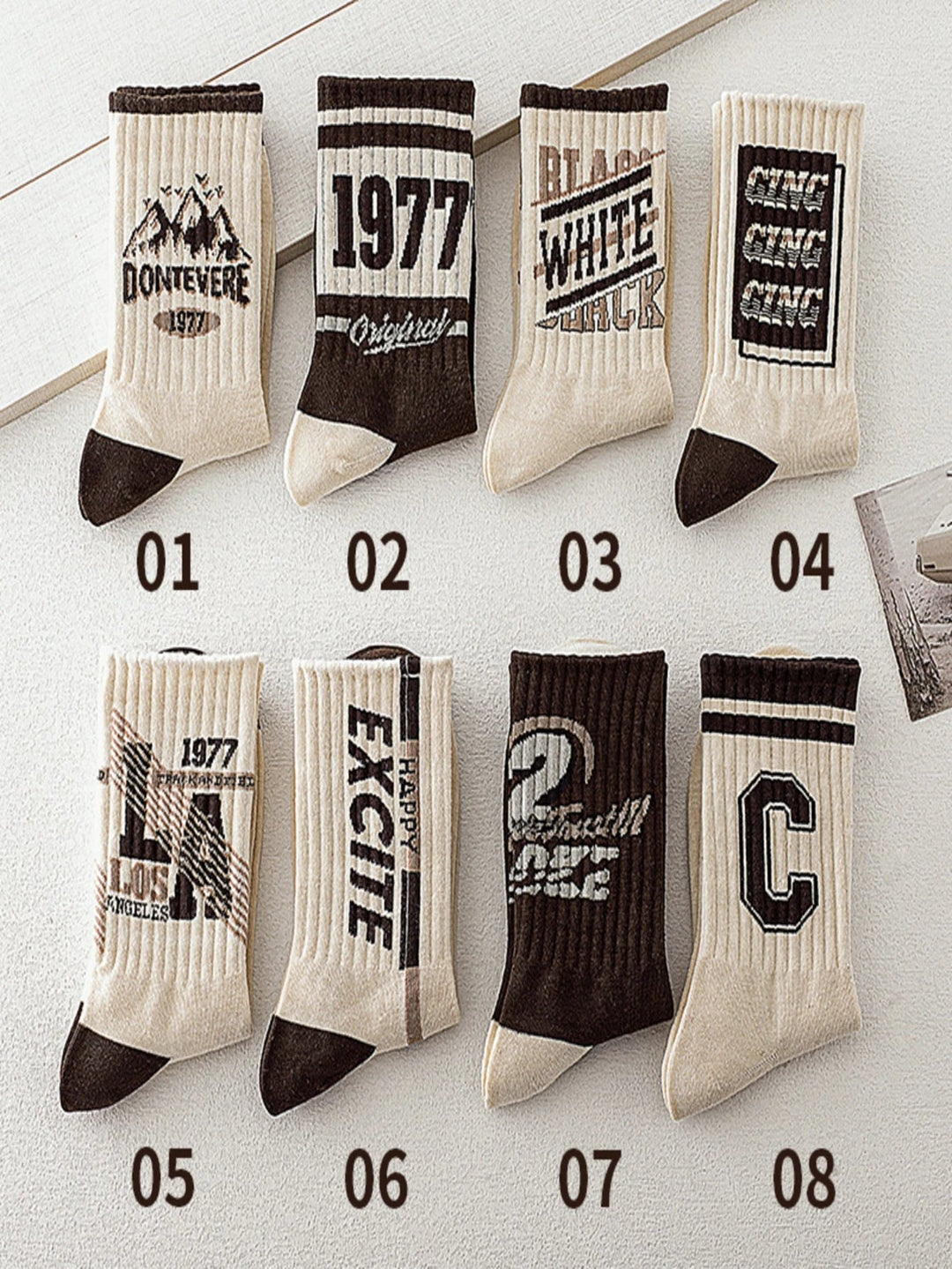 8 pairs of Men American graffiti Socks - Derslash