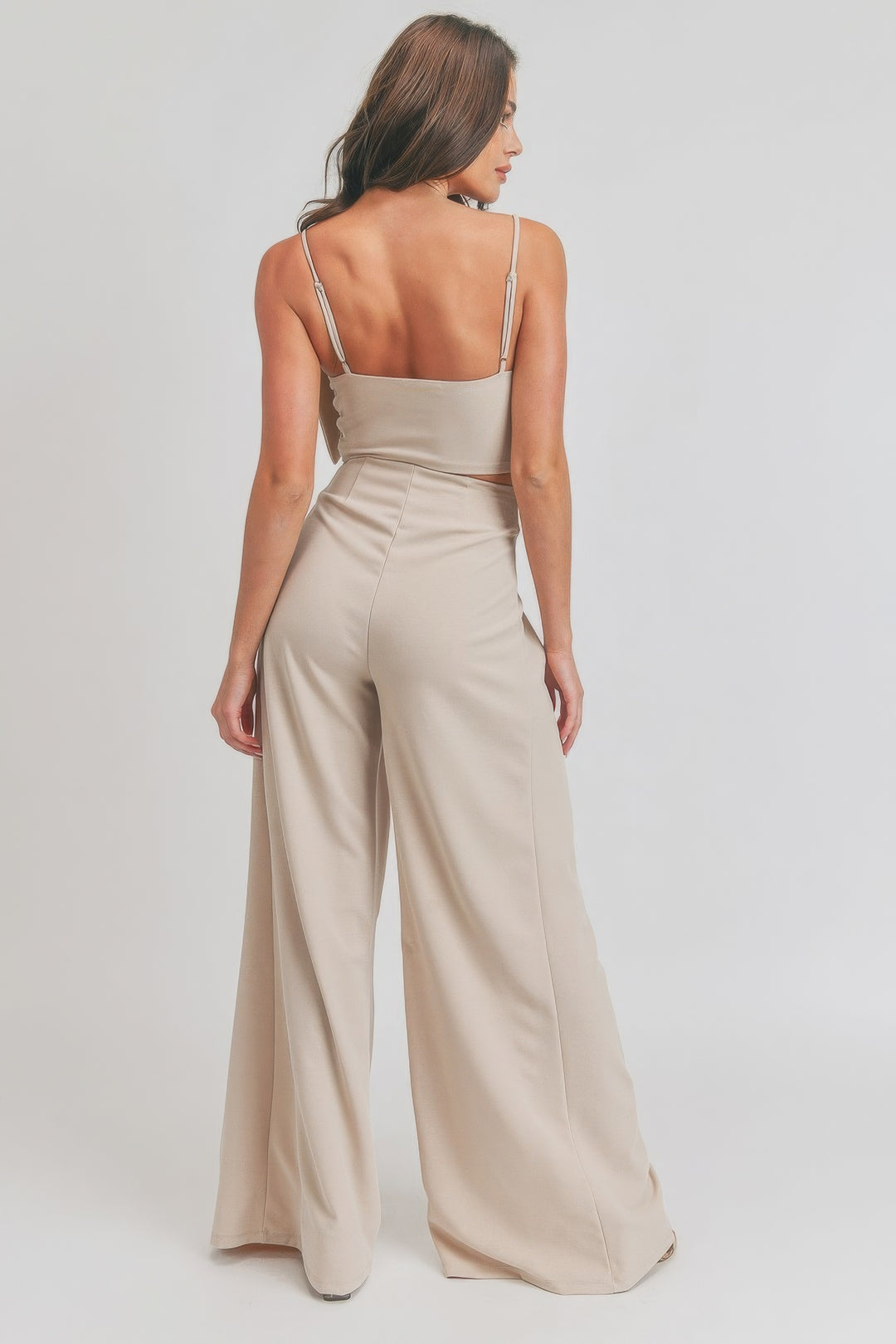 Crop Top mit Detail auf der Vorderseite