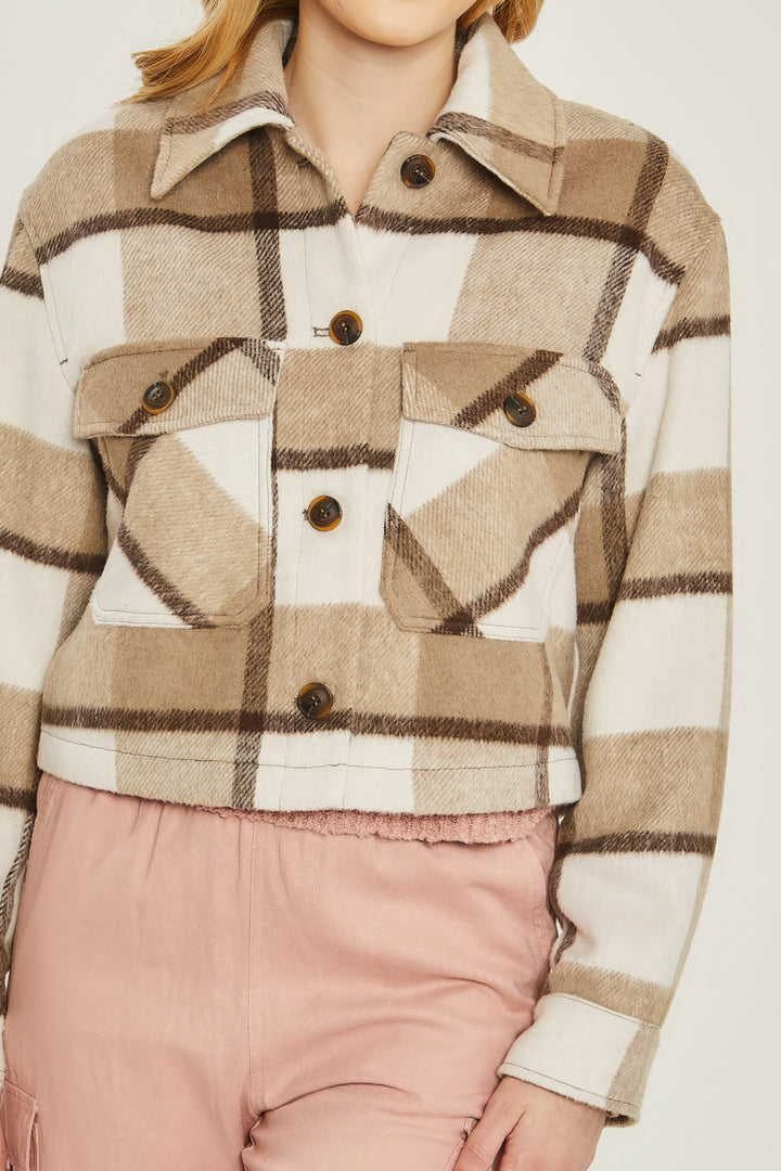 Karierte Jacke mit Knopfleiste und Garnfärbung