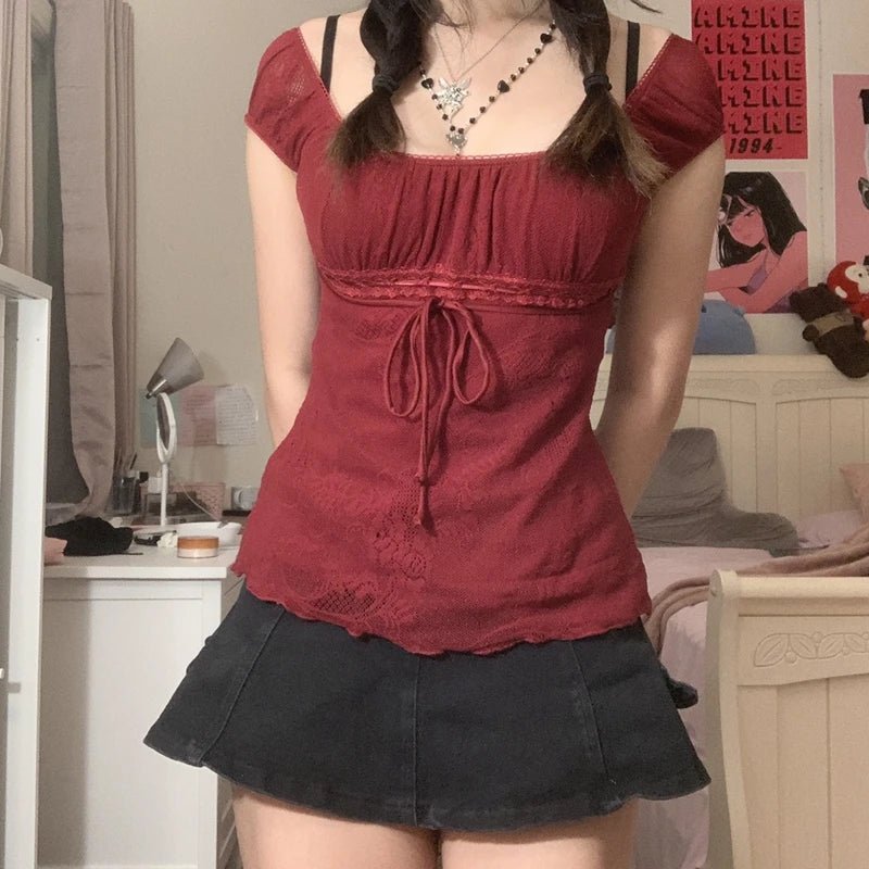 Elegant Lady Square Collar T - shirt - Derslash