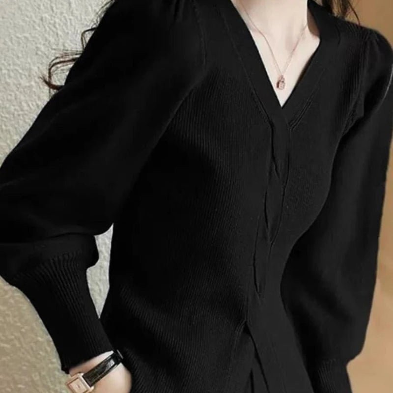 Red Ladies V/neck Sweaters - Derslash