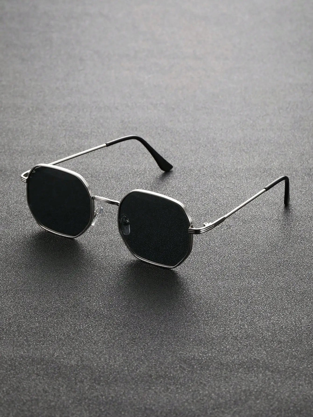 Unisex Geometric Metal Frame Temperament Glasses - Derslash