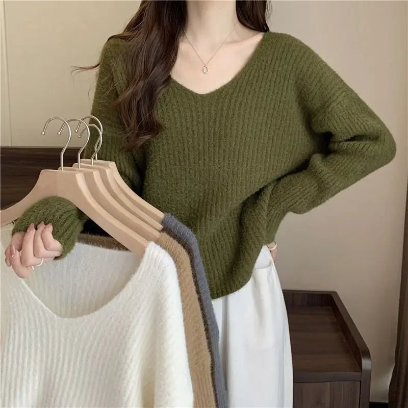 White V - neck Knitted Top - Derslash