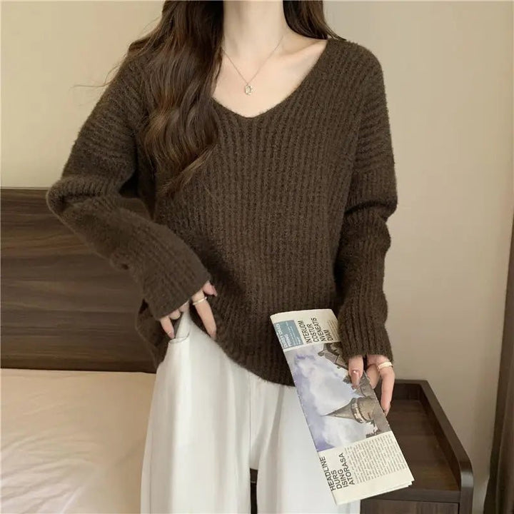 White V - neck Knitted Top - Derslash