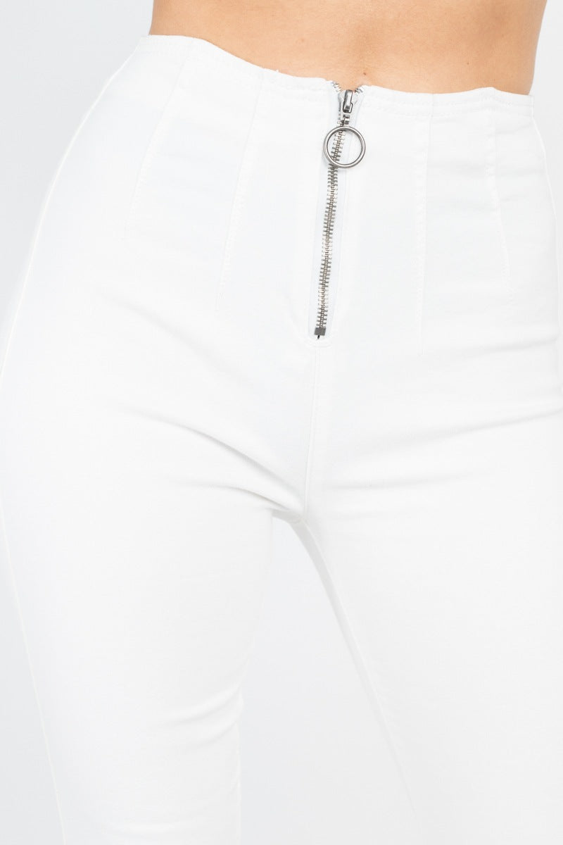Jeans mit hoher Taille
