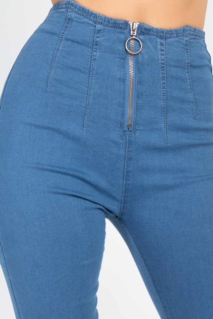 Jeans mit hoher Taille